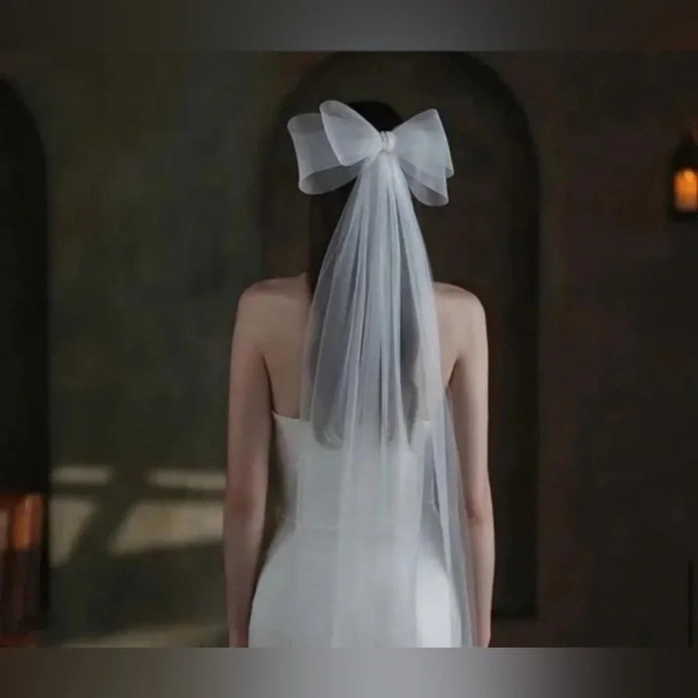 Wedding veil with bow 💕💕🩷 New 🔥✨✨